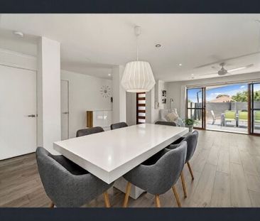 185 Halloran Drive, Jerrabomberra - Photo 3