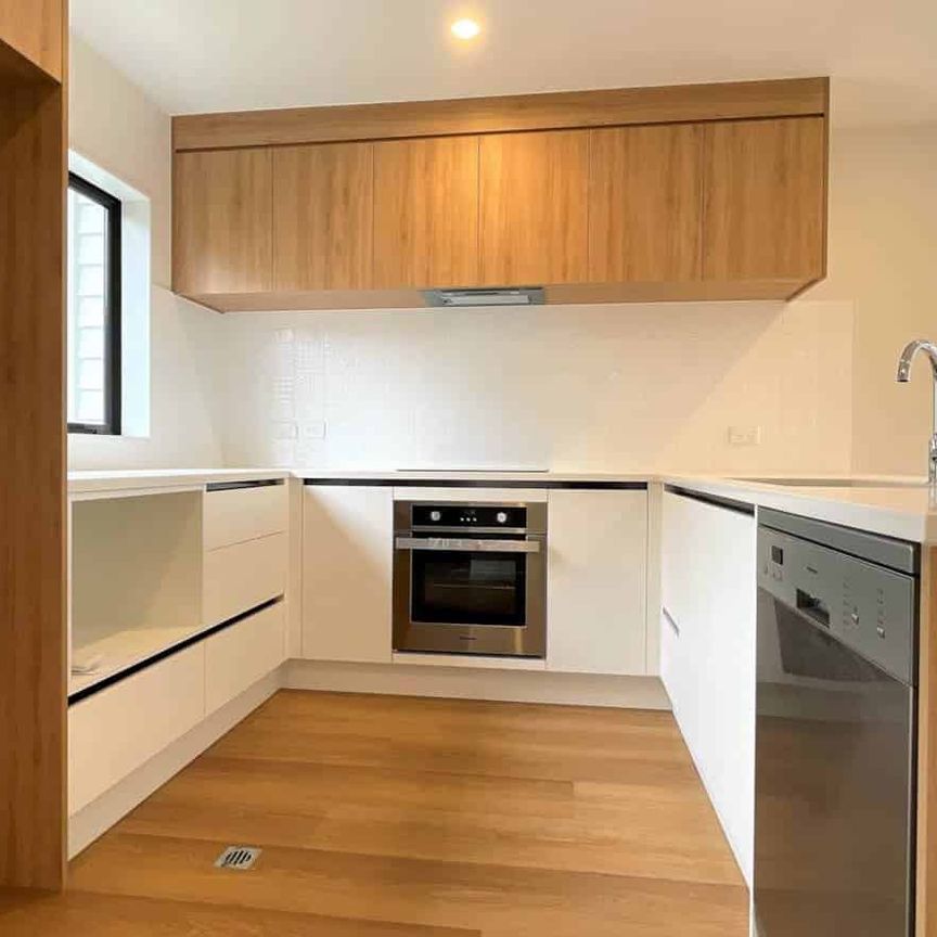 Modern living in New Lynn - Photo 1