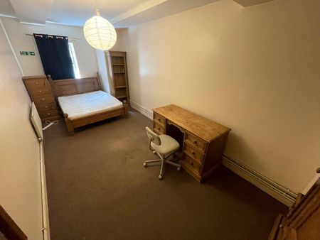 5 bedroom terraced house to rent - Photo 5
