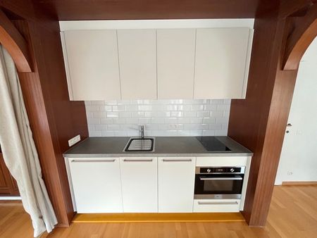 Verhuur appartement 1 kamer, 63m² - Photo 3
