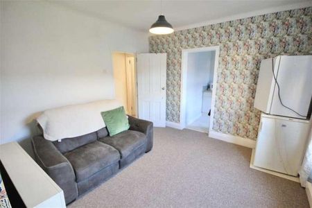 Queensland Road, Pokesdown, Bournemouth, BH5 - Photo 2