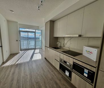 For Lease - 8 Interchange Way Unit# 810, Vaughan, Ontario - Photo 2
