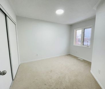For Lease - 689 Four Winds Way Unit# 91, Mississauga, Ontario - Photo 4
