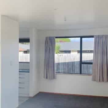 RANGIORA - 3 BEDROOMS - Photo 1