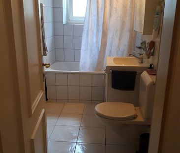 APPARTEMENT 2 PIÈCES À ZURICH - KREIS 10 WIPKINGEN, MEUBLÉ, TEMPORAIRE - Photo 5