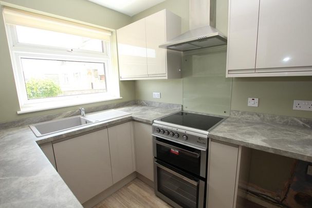 2 bedroom bungalow to rent - Photo 1