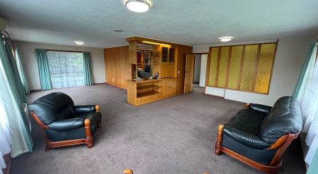 3 Bedroom Family Home in Inglewood - Photo 2