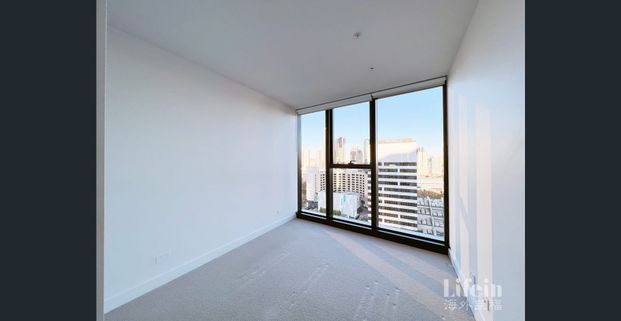 One Bedroom Apartment in Docklands! - Photo 1