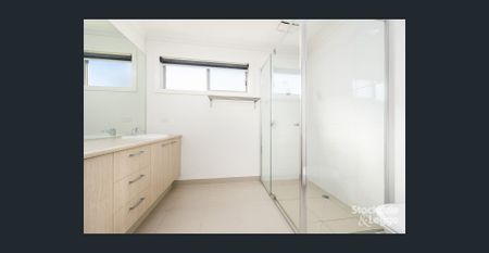 FAMILY HOME - FAMILY LOCATION - Photo 4