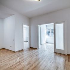 Piata Romana - Apartament cu 4 camere, 96 mp - Photo 2