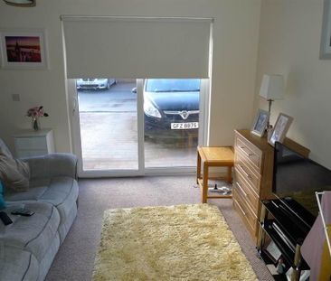 476 Woodstock Road, Belfast, BT6 9DR - Photo 2