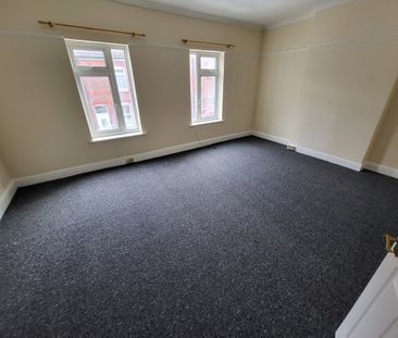 3 Bedroom Terraced for Rent - Photo 4