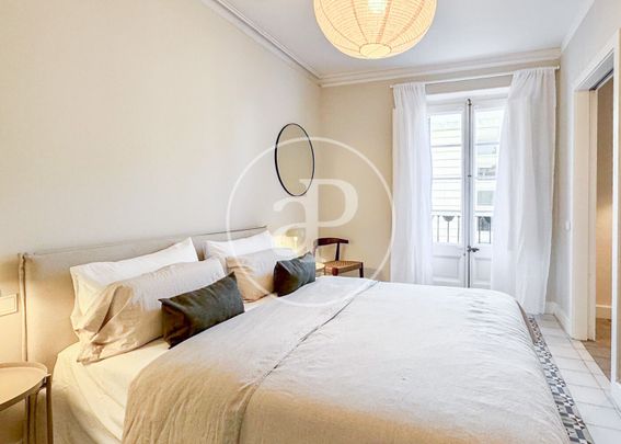 Furnished apartment for rent on Aribau Street (Eixample Esquerra) - Photo 1