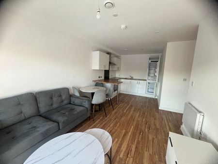 2 Bed Flat, Pomona Strand, M16 - Photo 3