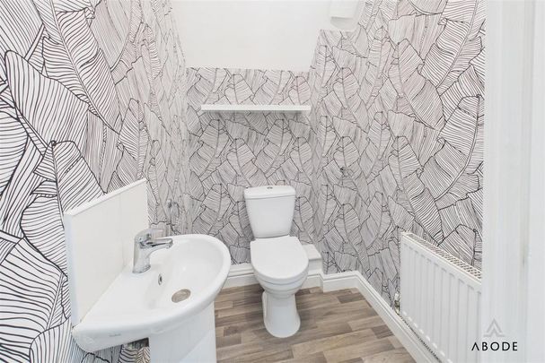 3 bedroom semi-detached house to rent - Photo 1