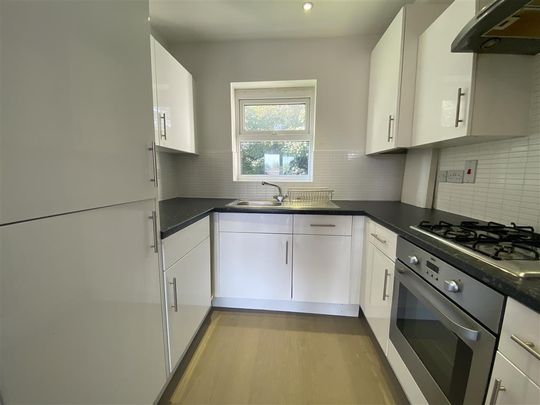 Adrian Close - Photo 1