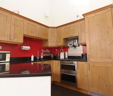 2 bedroom apartment to rent - Photo 6