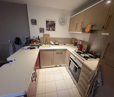 2 bedroom apartment to rent - Photo 6