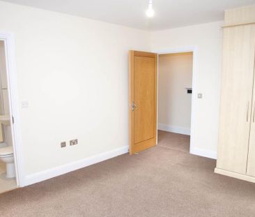 2 bedroom apartment to rent - Photo 6