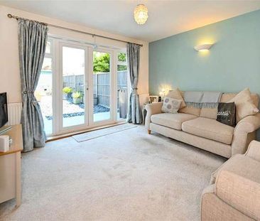 School Close, Westergate, PO20 - Photo 1