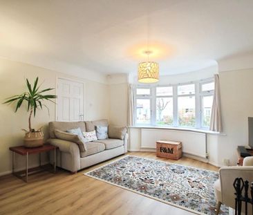 3 bedroom semi-detached house to rent - Photo 2