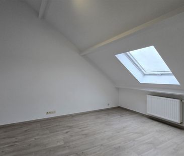 Moderne, energiezuinige woning (200m²) met 4 slaapkamers en tuin - Photo 3