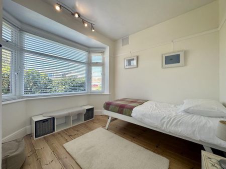 3 bedroom detached bungalow to rent - Photo 4