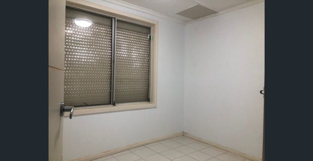 Huge block of land with fully fence - Photo 1