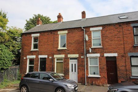 13 Capstone Street, Belfast BT9 7HN - Photo 2