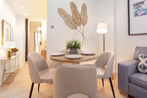 Calle Alfonso XII, Sevilla, Andalusia 41002 - Foto 1