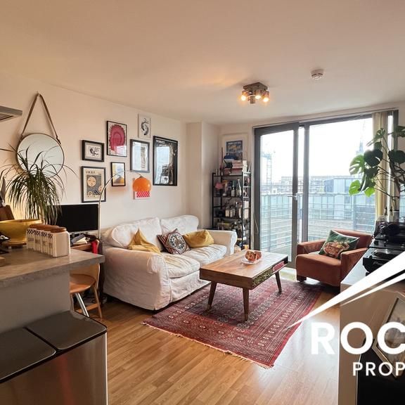 1 bedroom flat to rent - Photo 1