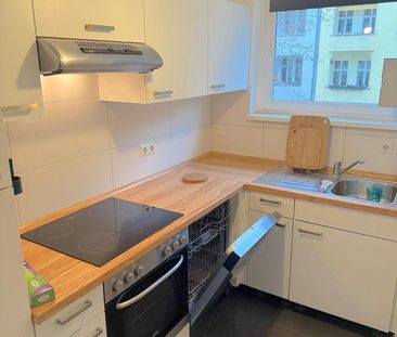 Klein, aber sehr fein und ruhig dazu | mit Balkon und Einbauküche! - Foto 6