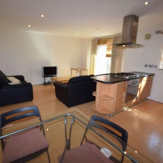 Stretford Road, Hulme, Manchester, M15 - Photo 1