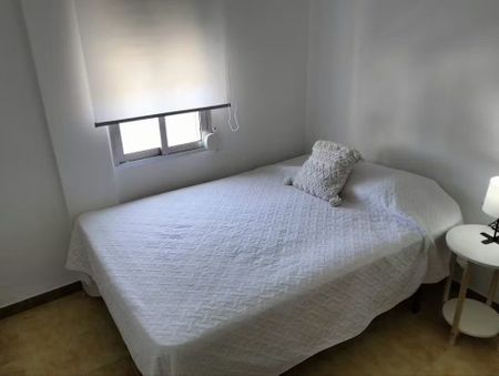 Calle Tres Músicos, Sevilla, Andalusia 41007 - Photo 5