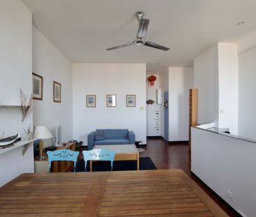 Location Appartement 2 pièces 58m² MARSEILLE 7ème - Photo 2