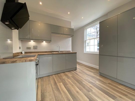 1 bedroom in Coppid Hall, Warfield Road, Warfield Road - Photo 1