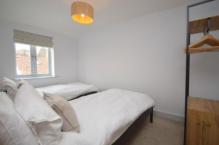 2 bedroom terraced house to rent - Photo 5