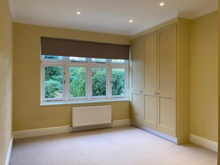 4 bedroom house to rent - Photo 2