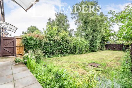 3 bedroom terraced house to rent - Photo 5