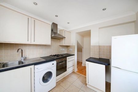 2 Bed Flat, Woodland Road, SE19 - Photo 5