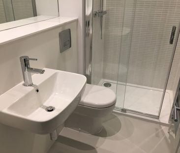 2 bedroom Two Bedroom Apartment to rent - Photo 5