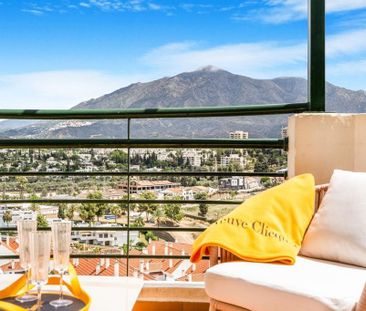 2 bedroom luxury Flat for rent in Nueva Andalucia, Andalusia - Photo 4