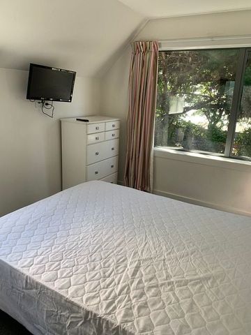 Fully furnished city centre ensuite - Photo 4