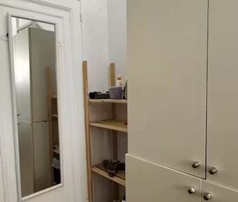 Ronda de la Universitat, Barcelona, Catalonia 08007 - Photo 2