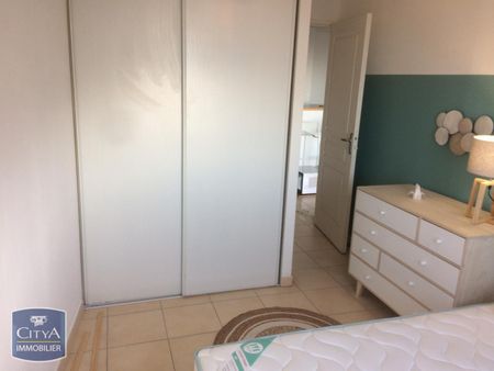 Location Appartement 2 pièces 41m² ST DENIS 97400 - Photo 5