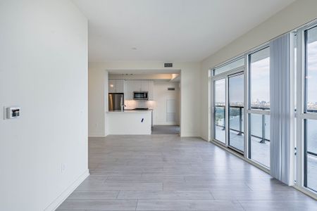 For Lease - 38 Annie Craig Drive Unit# 4905, Toronto, Ontario - Photo 3