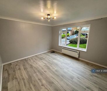 2 bedroom flat to rent - Photo 4