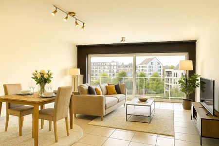 Lichtrijk appartement met 2 slaapkamers in Roeselare - Photo 3