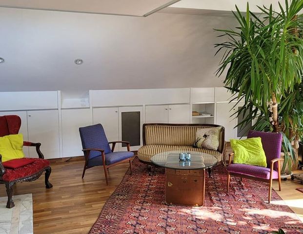 Außergewöhnliche Dachgeschoß-Galerie-Wohnung, ruhig und sonnig, demnächst mit Glas-Lift - Foto 1