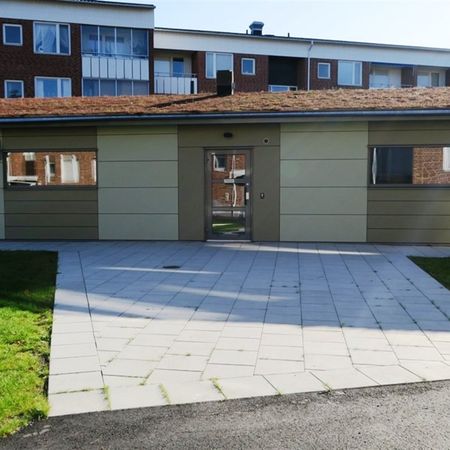 Östra Järnvägsgatan 15A - Photo 3